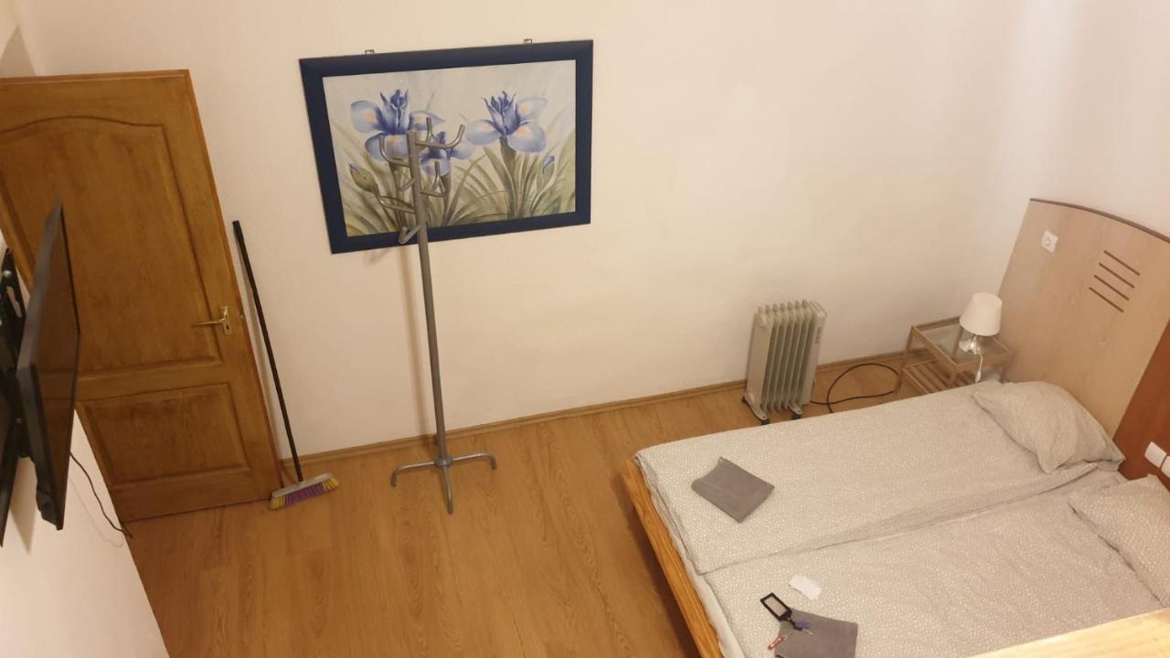 Apartman Deisi بودابست المظهر الخارجي الصورة